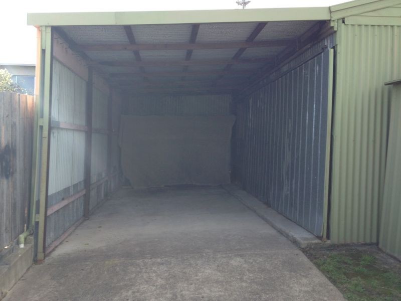 10 Bronsdon Street, Lakes Entrance VIC 3909