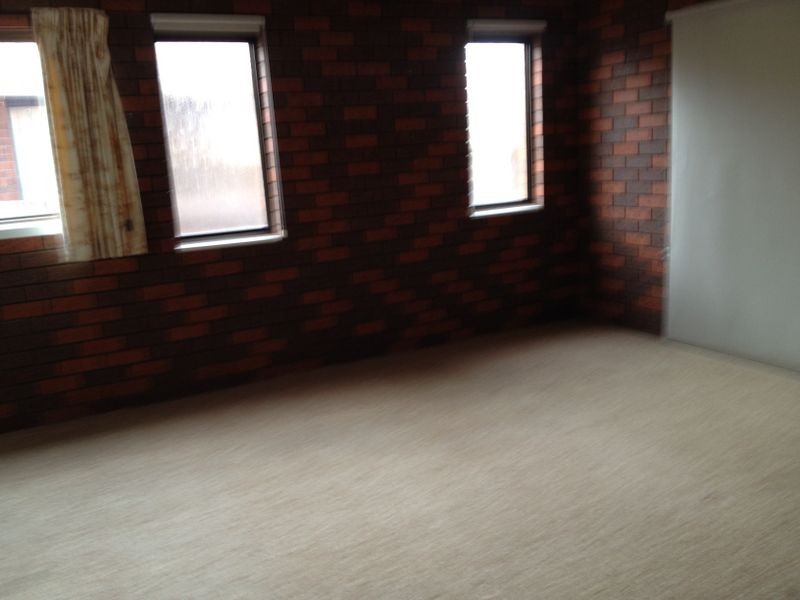 10 Bronsdon Street, Lakes Entrance VIC 3909