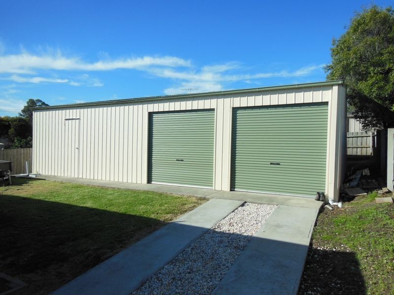 34 McCullough Street, Lakes Entrance VIC 3909