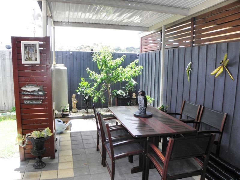 2/4 Bills Street, Lakes Entrance VIC 3909