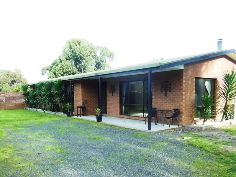20 Robertsons Road, Kalimna VIC 3909