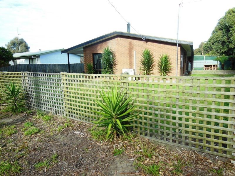 20 Robertsons Road, Kalimna VIC 3909