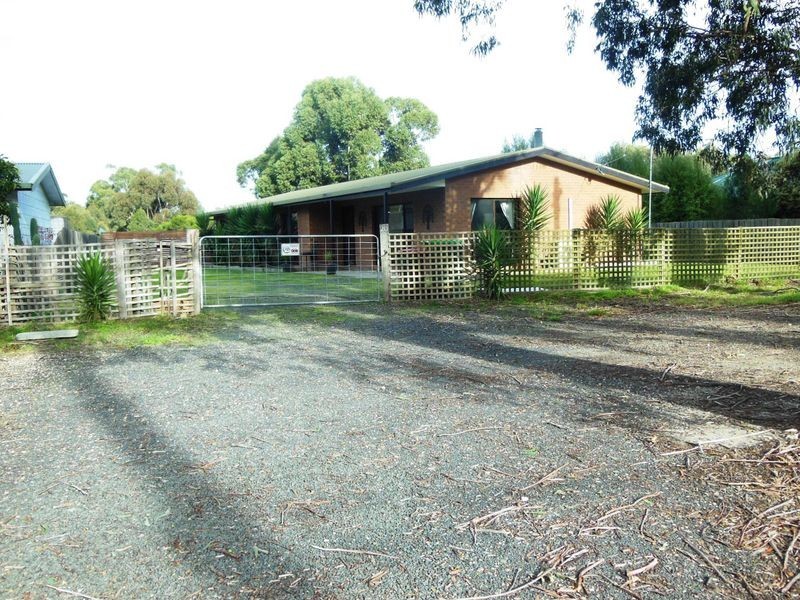 20 Robertsons Road, Kalimna VIC 3909