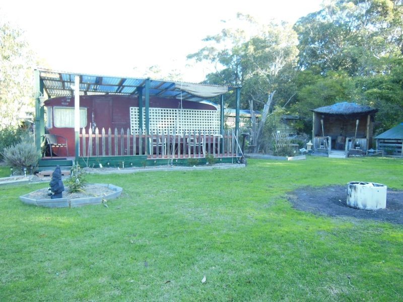 31 Flounder Road, Lake Tyers Beach VIC 3909