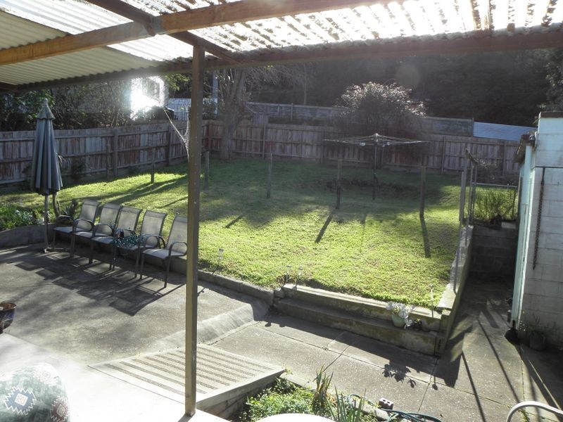 37 Robin Street, Lakes Entrance VIC 3909