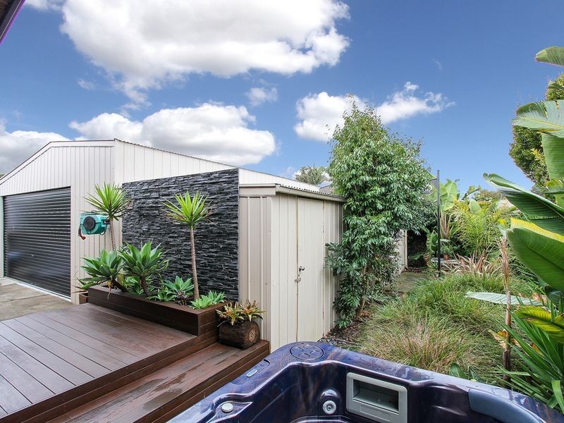 16 Mourilyan Street, Lakes Entrance VIC 3909