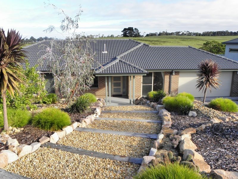 30 Norman Court, Lakes Entrance VIC 3909