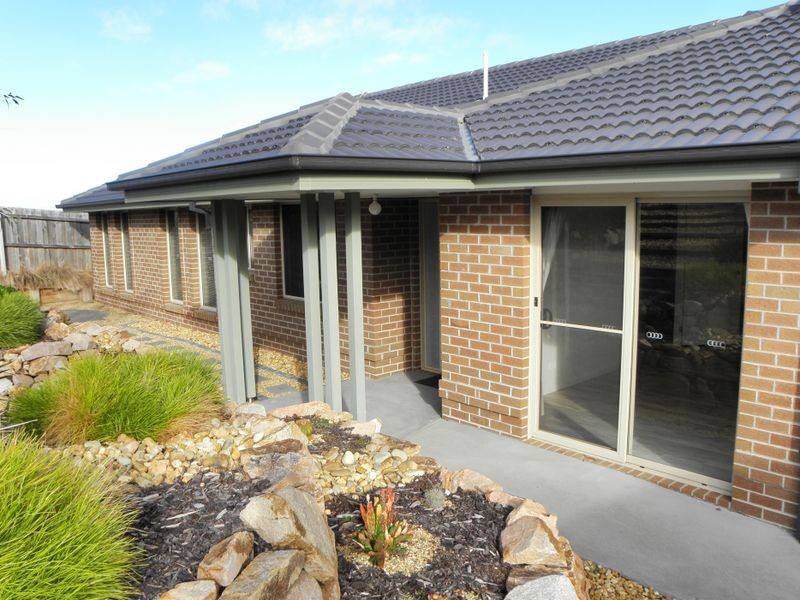 30 Norman Court, Lakes Entrance VIC 3909