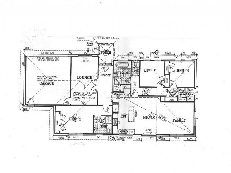 30 Norman Court, Lakes Entrance VIC 3909