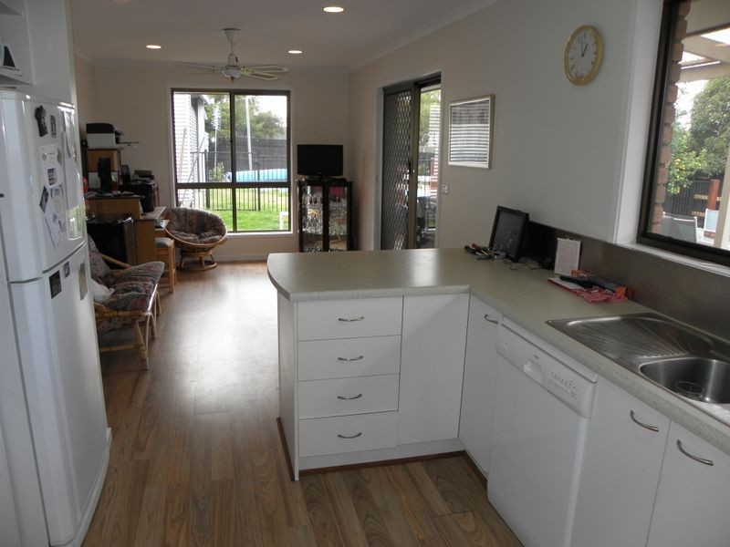 8 McCue Road, Kalimna VIC 3909