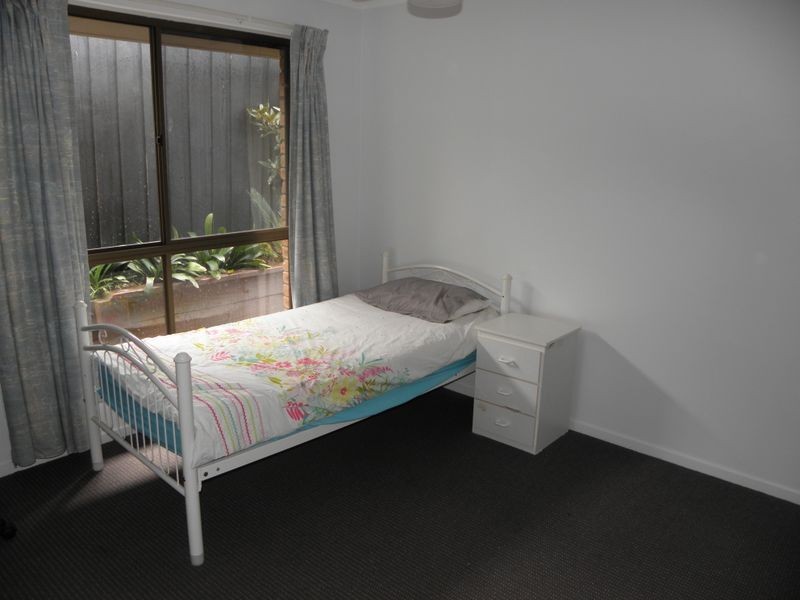 8 McCue Road, Kalimna VIC 3909