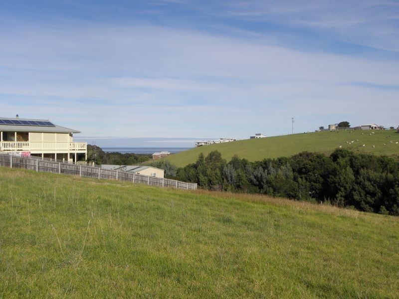 1/77 Stirling Drive, Lakes Entrance VIC 3909