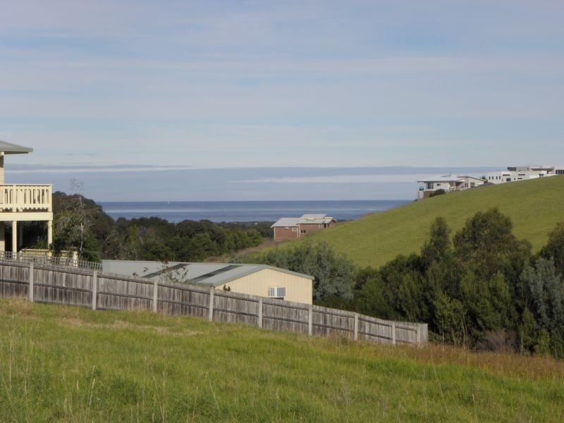 1/77 Stirling Drive, Lakes Entrance VIC 3909