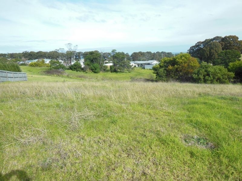 12 Tower Hill Court, Kalimna VIC 3909