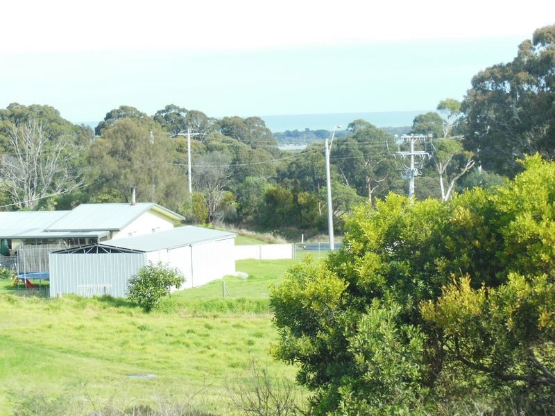 12 Tower Hill Court, Kalimna VIC 3909