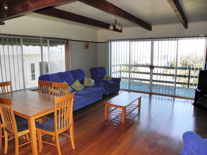 56 O’Neills Road, Lakes Entrance VIC 3909