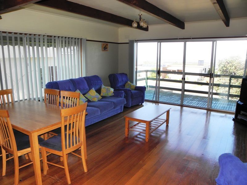 56 O’Neills Road, Lakes Entrance VIC 3909