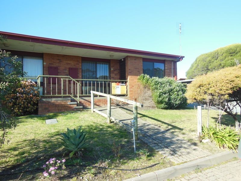 13/23 Alexandra Avenue, Kalimna VIC 3909