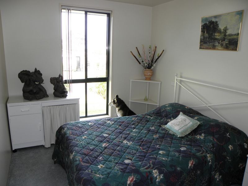 32 Lakeview Drive, Lakes Entrance VIC 3909