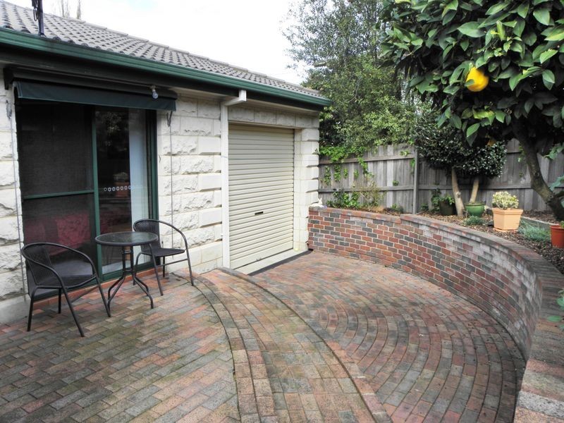 32 Lakeview Drive, Lakes Entrance VIC 3909