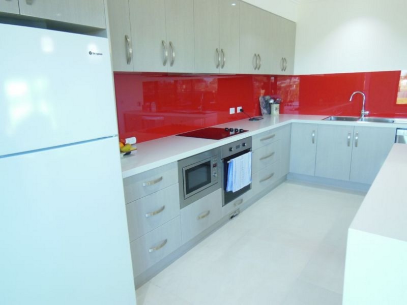 11 Penang Boardwalk, Lakes Entrance VIC 3909