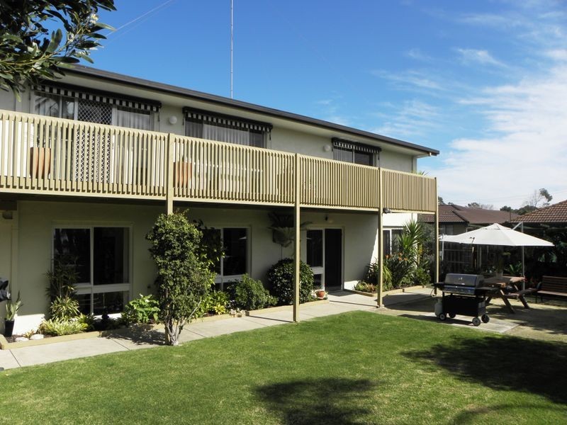 6 Cunninghame Street, Lakes Entrance VIC 3909