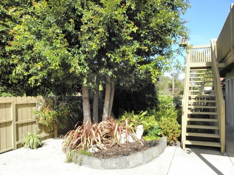 6 Cunninghame Street, Lakes Entrance VIC 3909