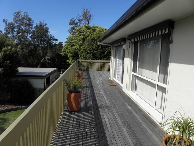 6 Cunninghame Street, Lakes Entrance VIC 3909