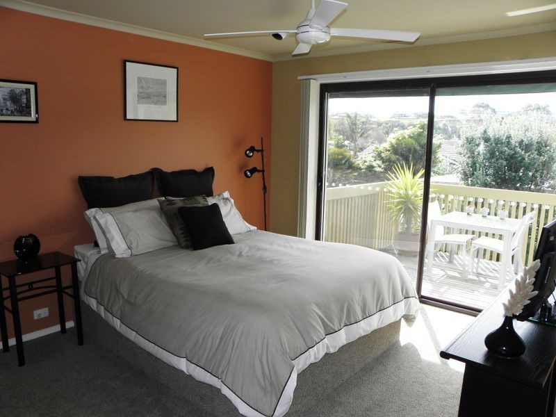 6 Cunninghame Street, Lakes Entrance VIC 3909