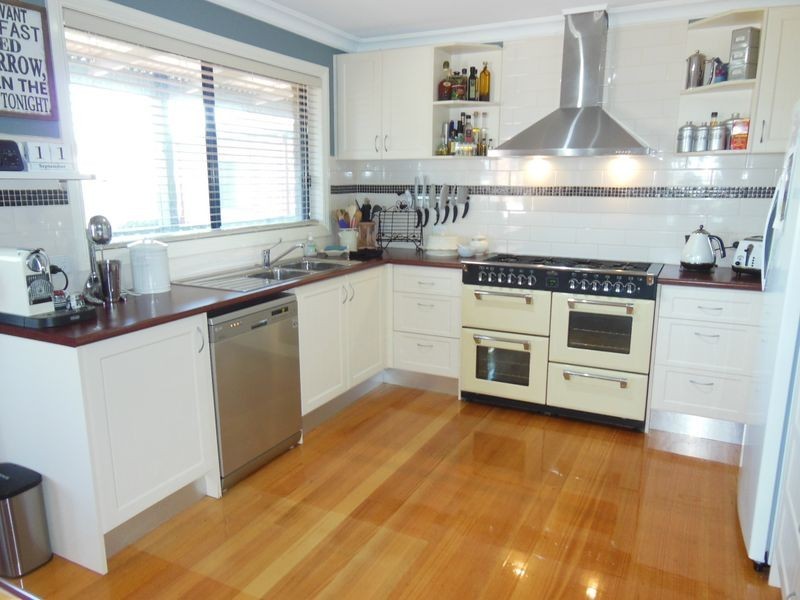 69 Stirling Drive, Lakes Entrance VIC 3909