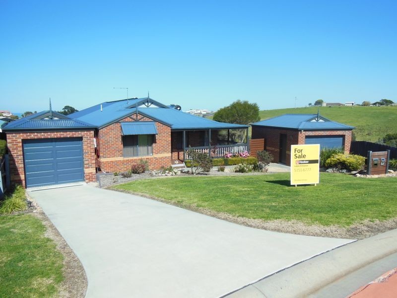 69 Stirling Drive, Lakes Entrance VIC 3909