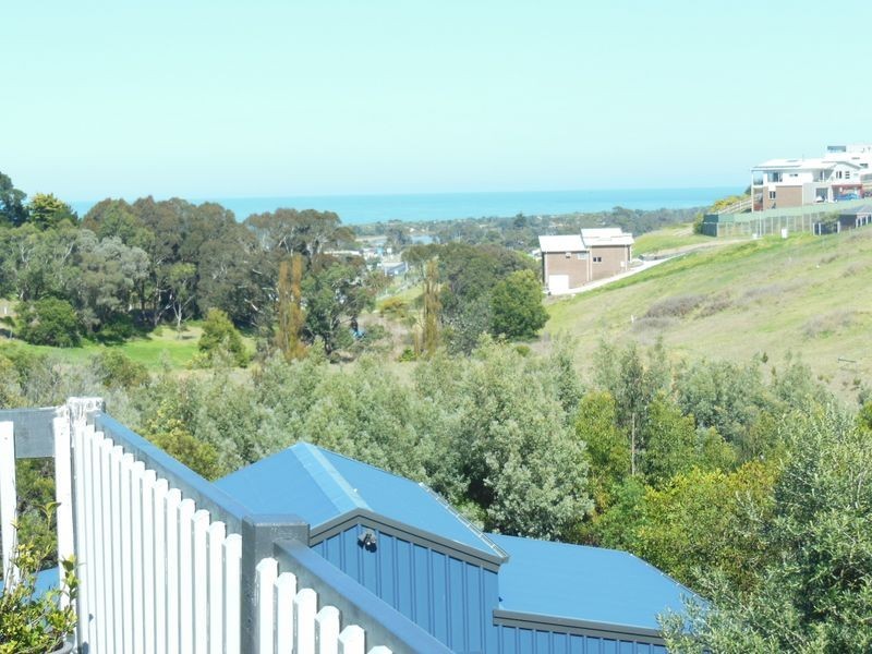 69 Stirling Drive, Lakes Entrance VIC 3909