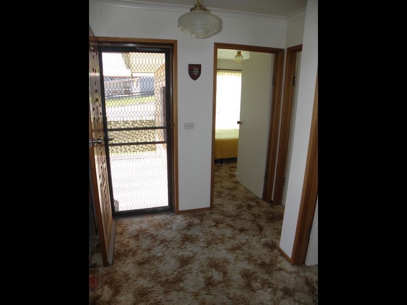 3 O’Neills Road, Lakes Entrance VIC 3909