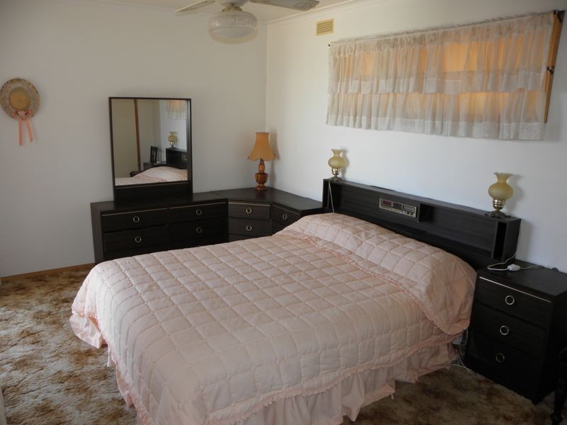 3 O’Neills Road, Lakes Entrance VIC 3909