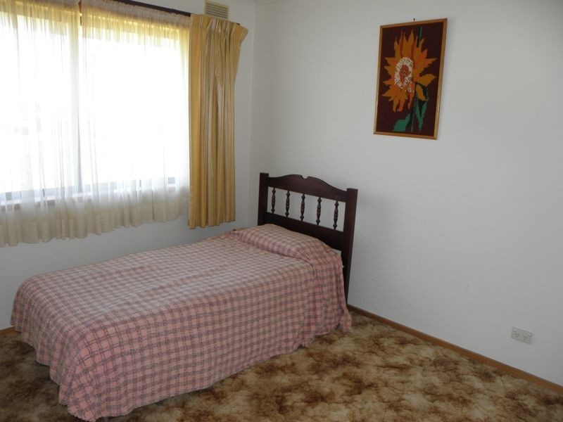 3 O’Neills Road, Lakes Entrance VIC 3909