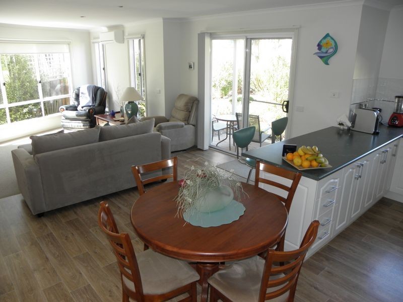 15 Lind Drive, Lake Tyers Beach VIC 3909