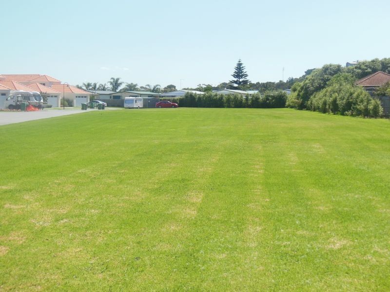 16/122 Golf Links Road, Lakes Entrance VIC 3909