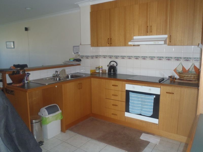 2/4 Jemmeson Street, Lakes Entrance VIC 3909