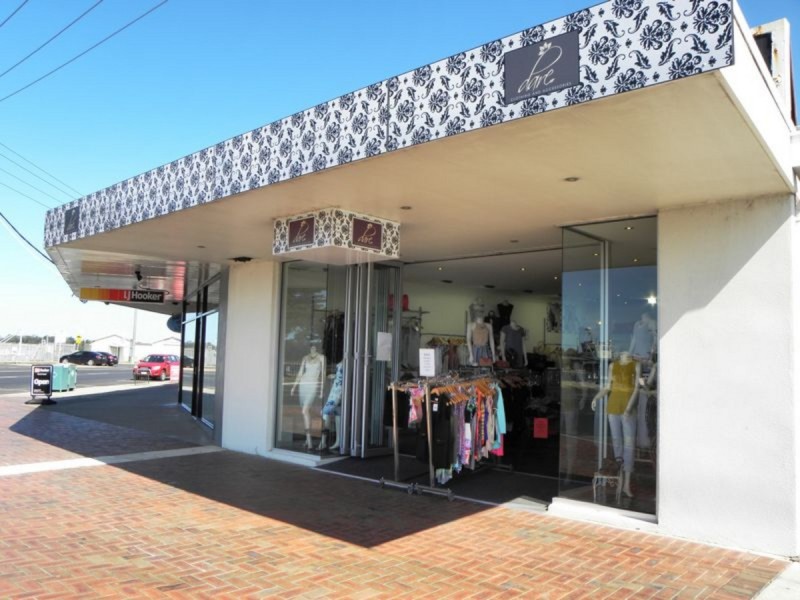 1 Carpenter Street, Lakes Entrance VIC 3909