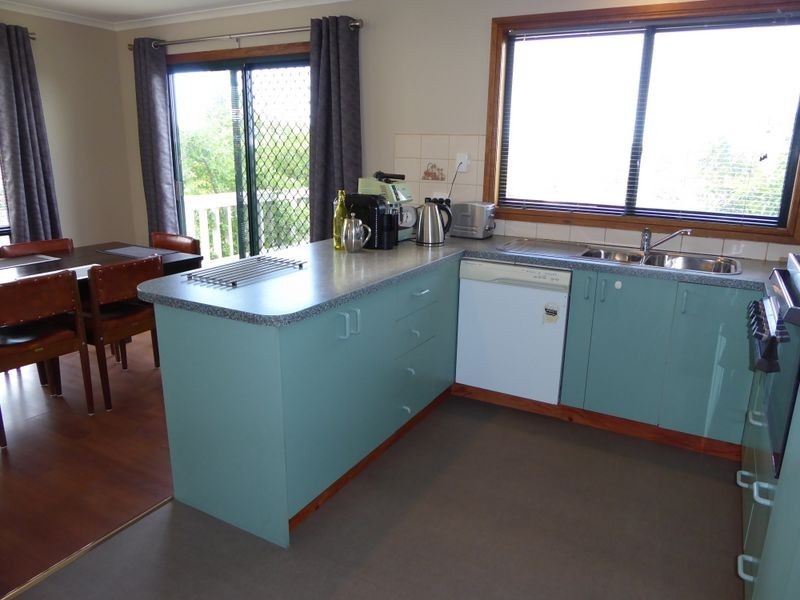 164 Thorpes Lane, Lakes Entrance VIC 3909