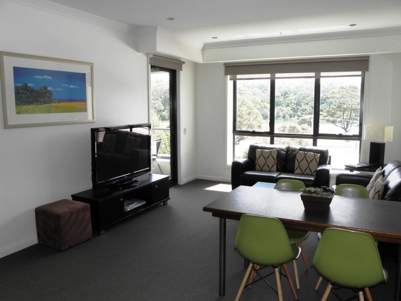 402/1 Esplanade, Lakes Entrance VIC 3909