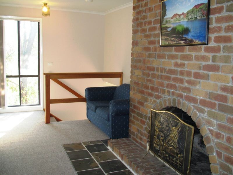 30 Gay Street, Lakes Entrance VIC 3909