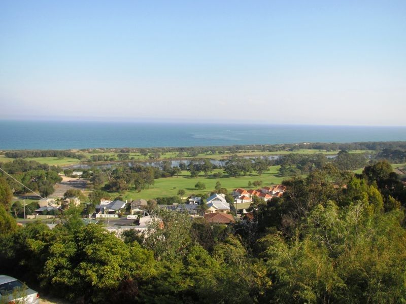 30 Gay Street, Lakes Entrance VIC 3909