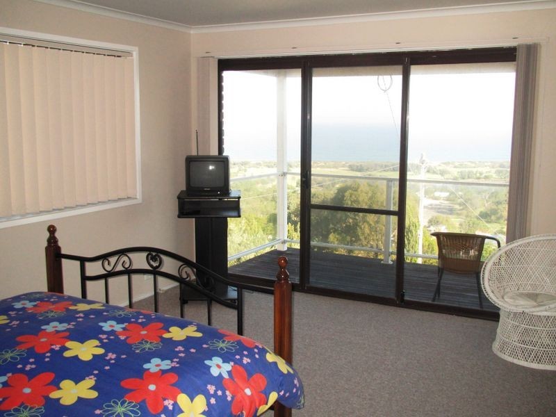 30 Gay Street, Lakes Entrance VIC 3909