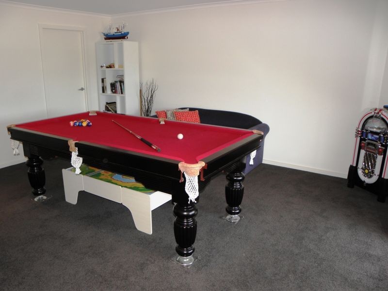 8 Luke Court, Lakes Entrance VIC 3909