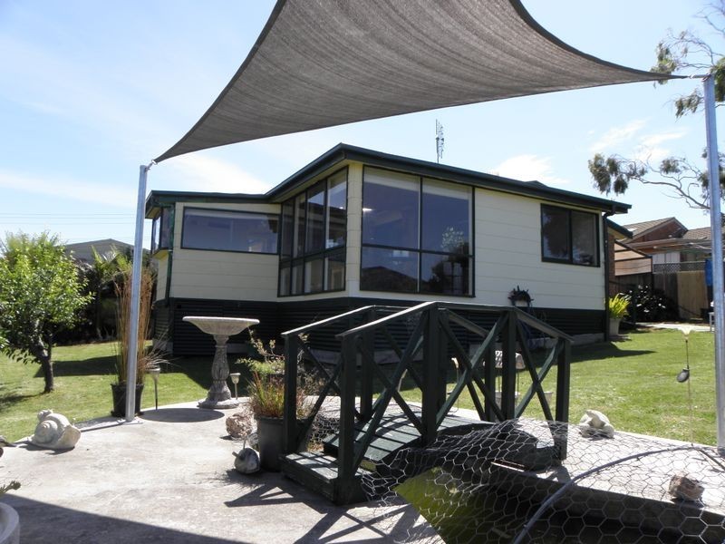 146 Thorpes Lane, Lakes Entrance VIC 3909