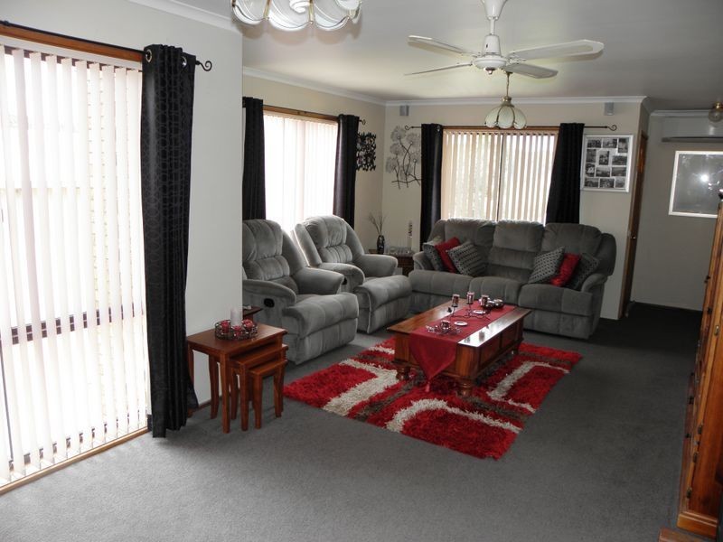 146 Thorpes Lane, Lakes Entrance VIC 3909