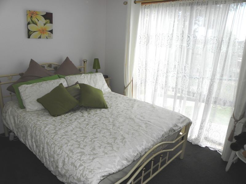 146 Thorpes Lane, Lakes Entrance VIC 3909