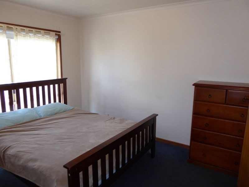 19 Hazel Road, Kalimna VIC 3909