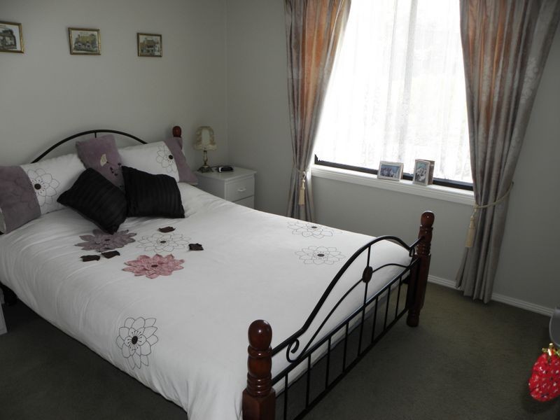 80 Stirling Drive, Lakes Entrance VIC 3909